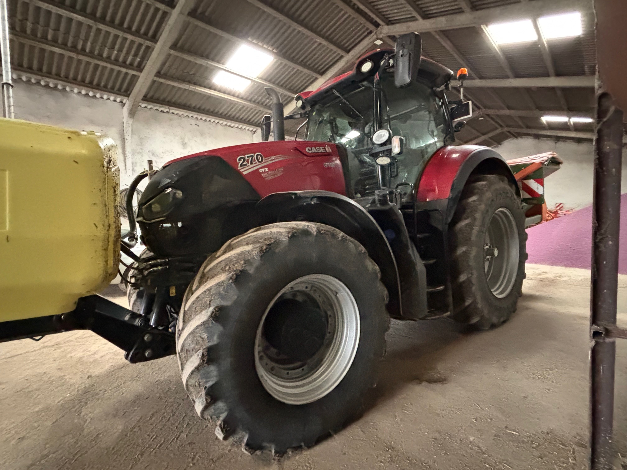 TRACTOR CASE IH OPTUM 270CVX - Imagen 2