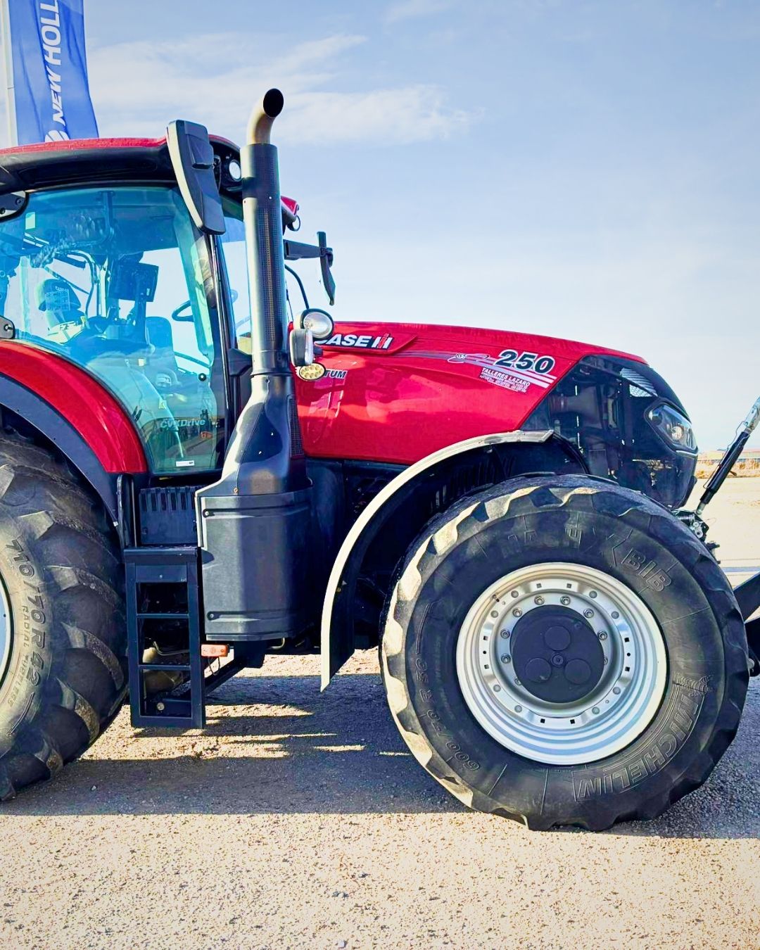 TRACTOR CASE IH OPTUM 250 - Imagen 2