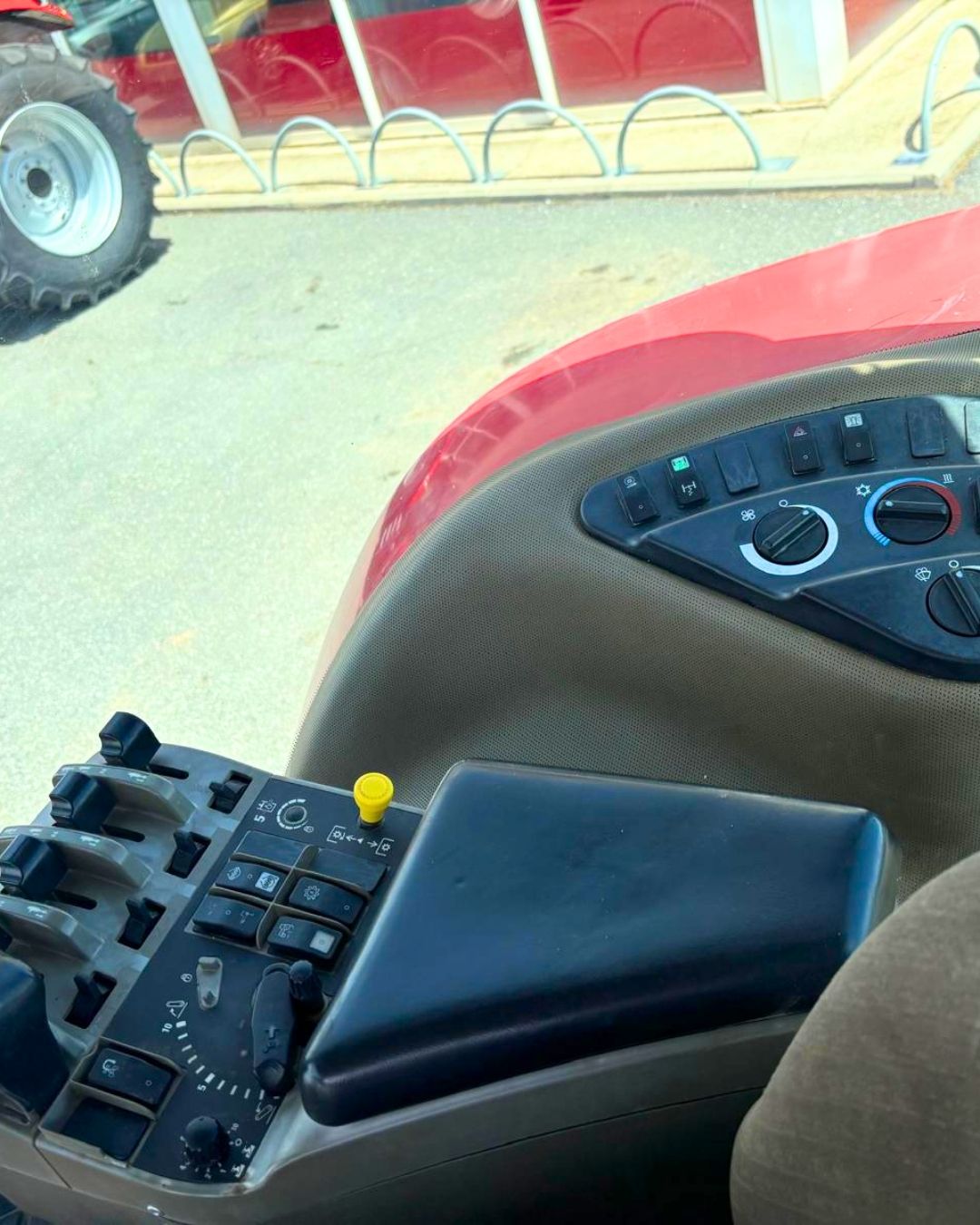 TRACTOR CASE IH MX255 - Imagen 6
