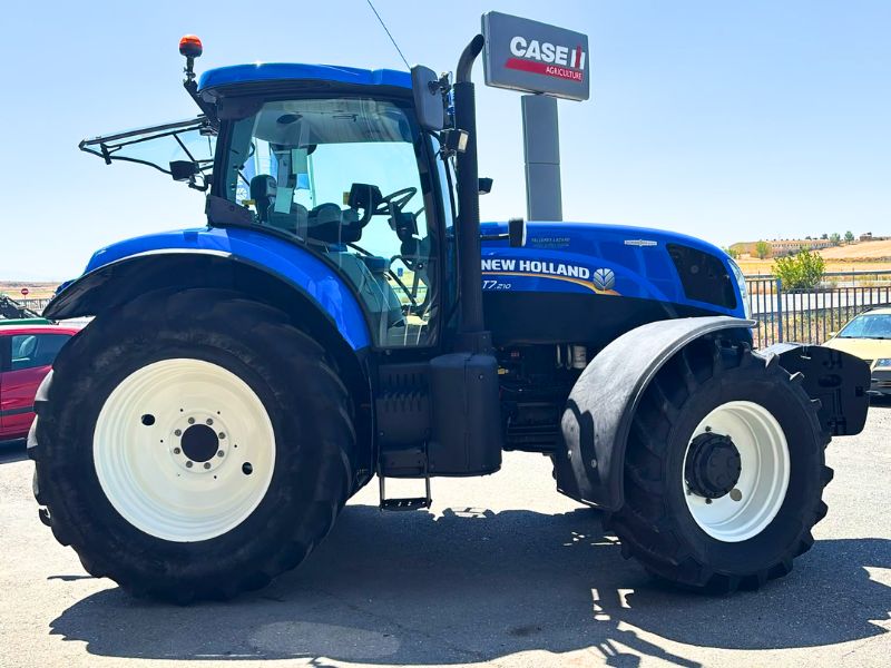 Tractor New Holland T7.210